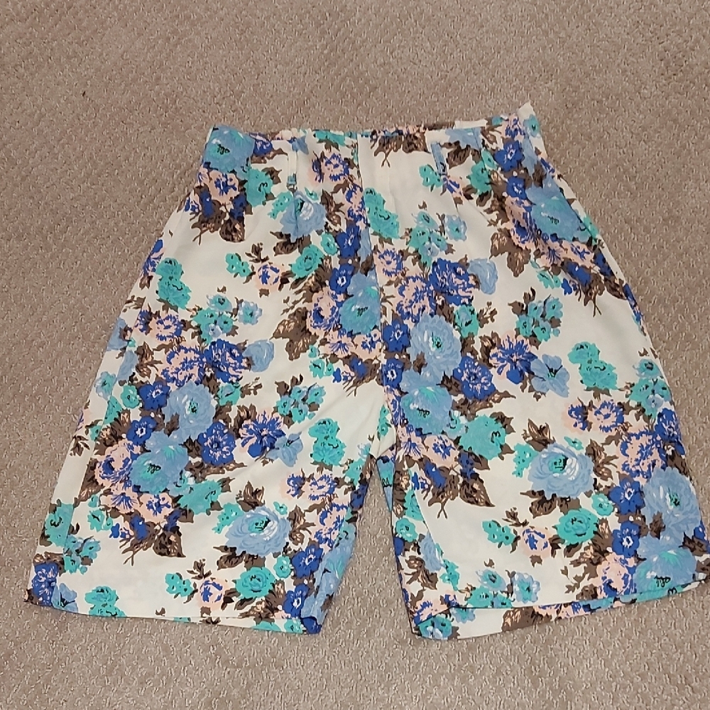 Floral Women's Bermuda Shorts